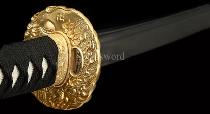 Handmade Damascus Folded Steel Japanese Samurai Katana Sword With Copper Tsuba.