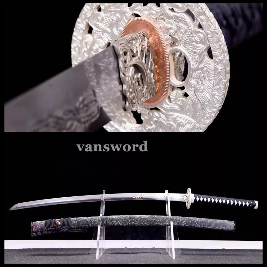 T10 Steel Clay Tempered Japanese Hand Forged Katana Samurai Sword Battle Ready.