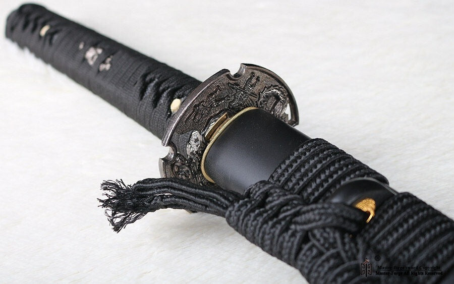 Hand Forged Japanese Katana Samurai Sword Damascus Folded Steel Battle Sharp