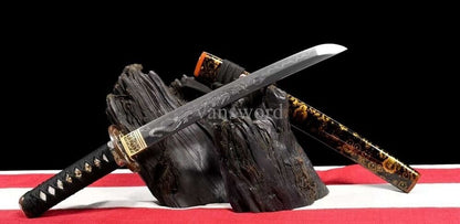 Japanese Tanto T10 Steel Clay Tempered Sword OX Horn With Hand-painted Scabbard.